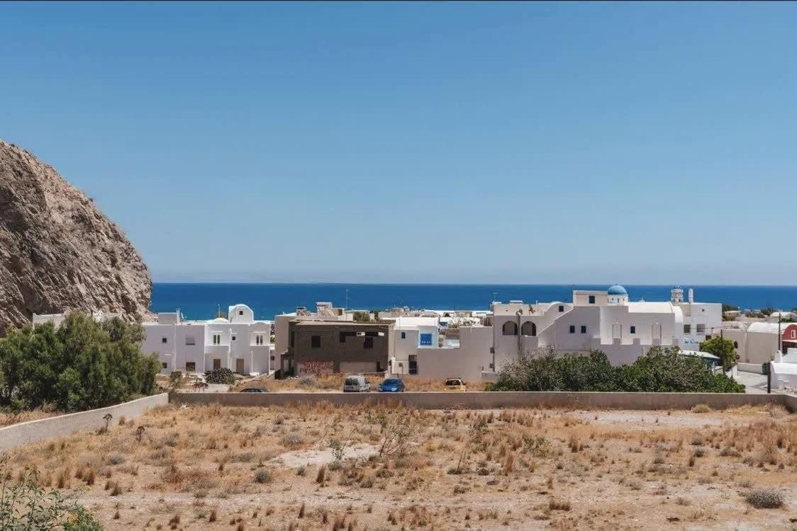 Santorini Seaside Retreat - Flora'S Summer Escape เปริสซา ภายนอก รูปภาพ