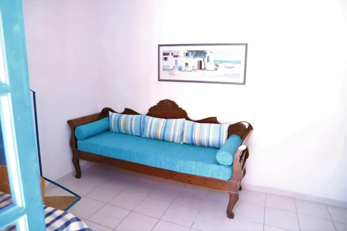 Santorini Seaside Retreat - Flora'S Summer Escape เปริสซา ภายนอก รูปภาพ