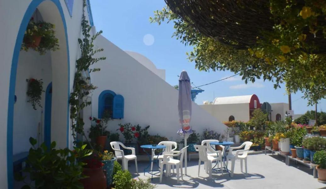 Santorini Seaside Retreat - Flora'S Summer Escape เปริสซา ภายนอก รูปภาพ