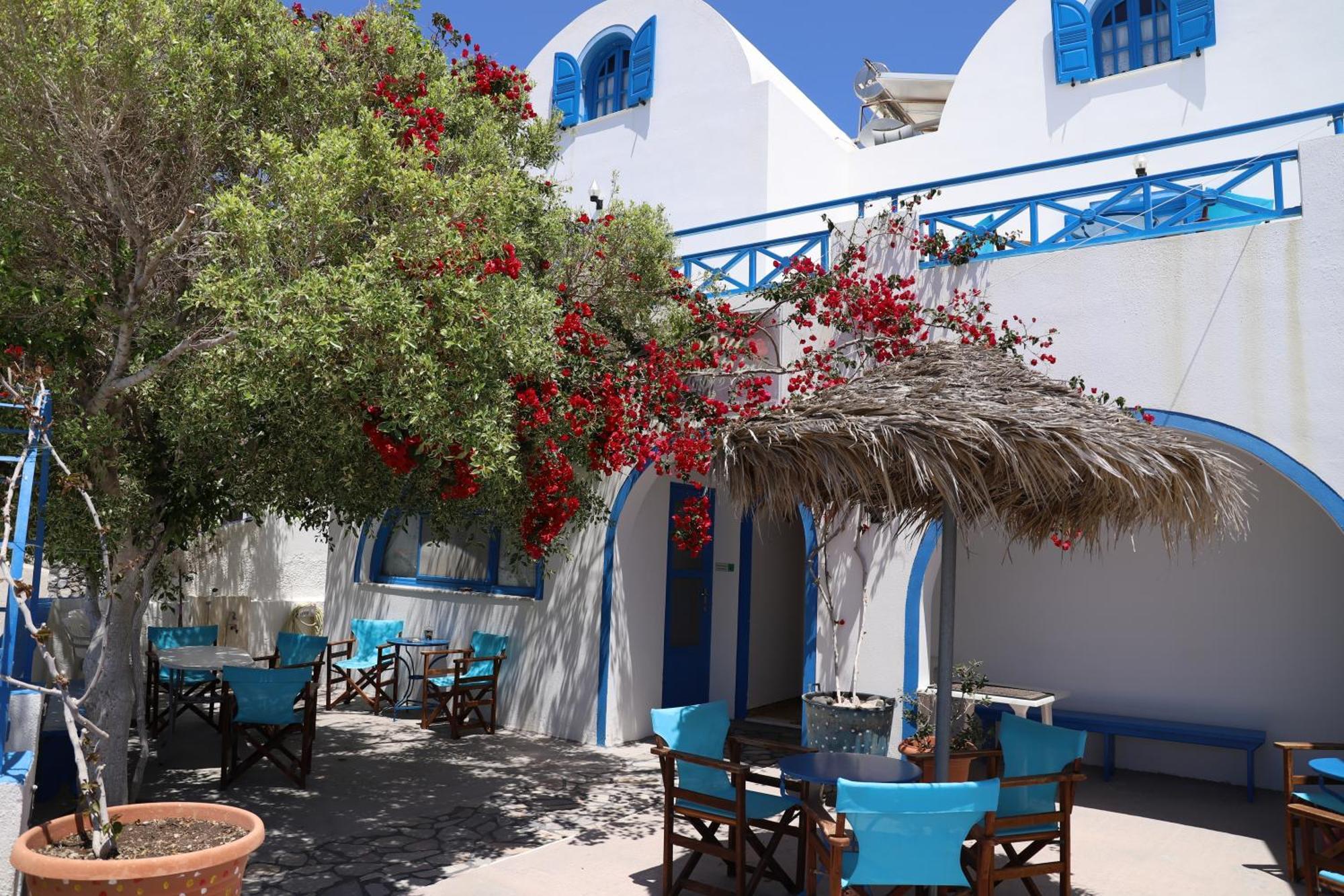 Santorini Seaside Retreat - Flora'S Summer Escape เปริสซา ภายนอก รูปภาพ